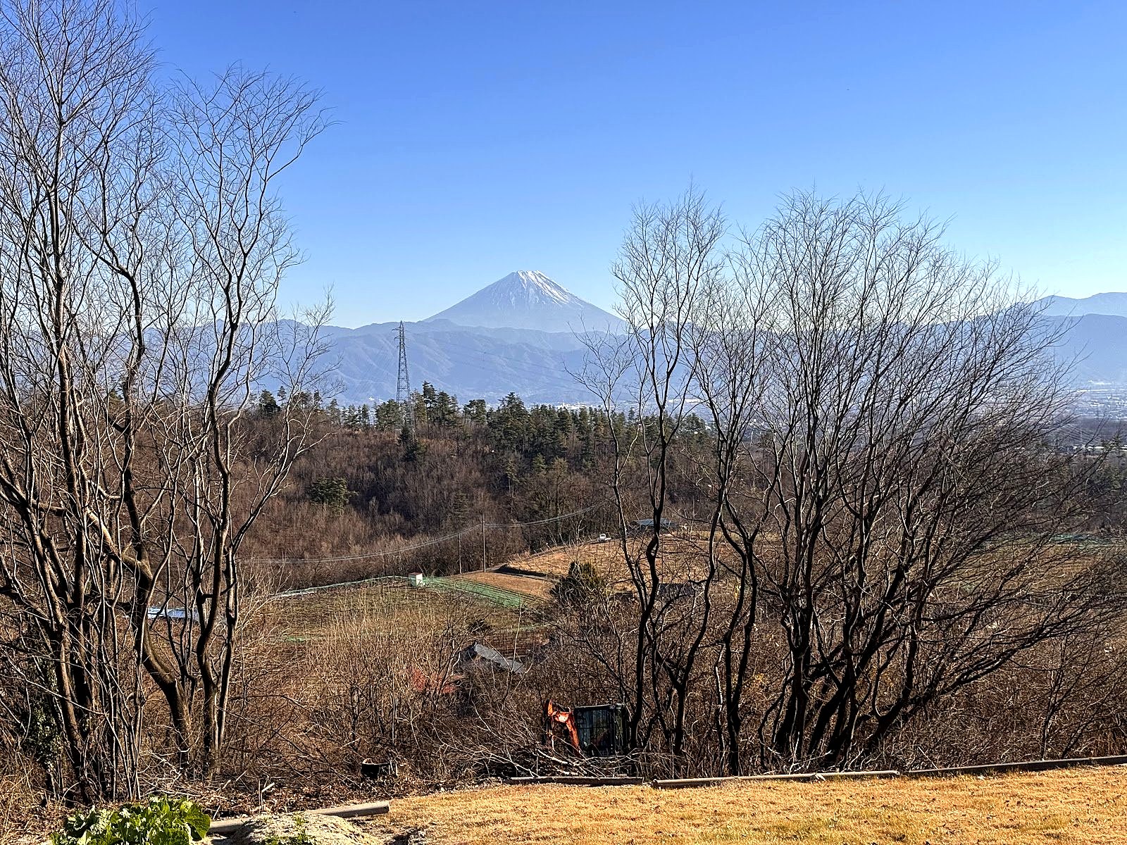 整地を終えた土地から見る富士山